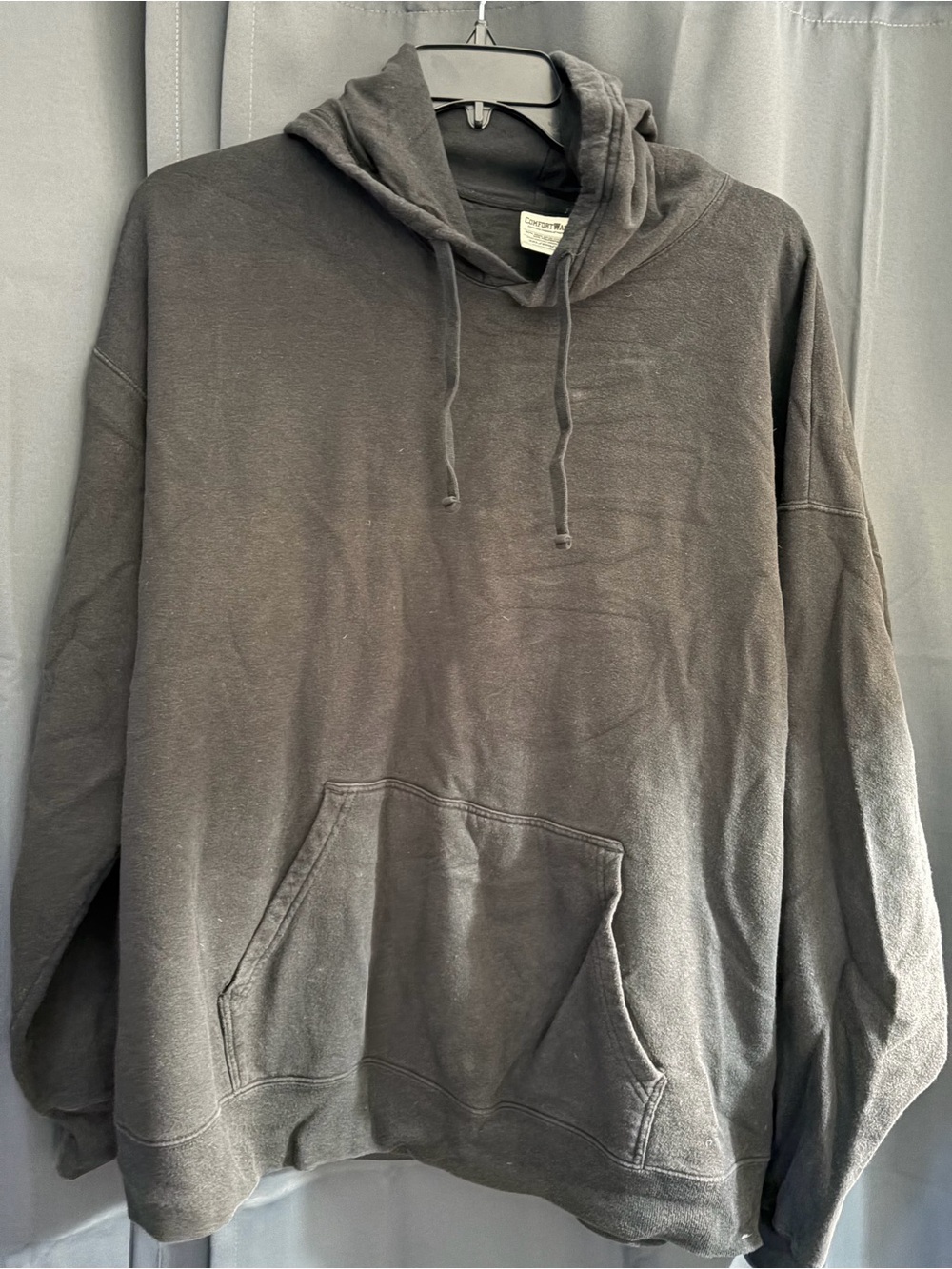 Classic Black Pullover Hoodie - Unbranded